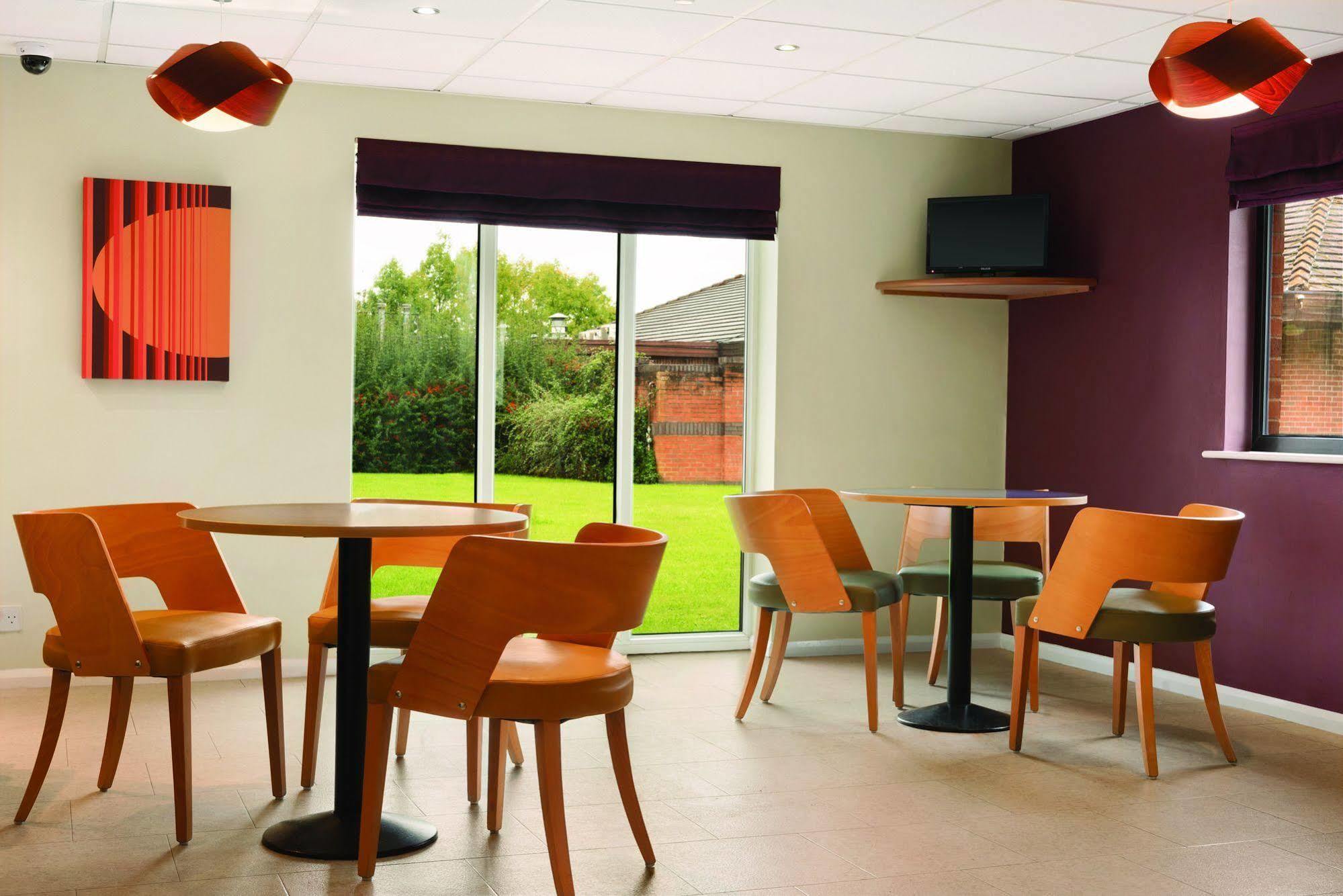 Days Inn Warwick Northbound M40 Ashorne Екстериор снимка